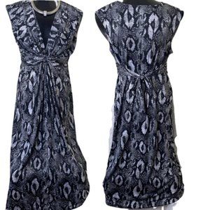 Wishes Wishes Wishes Twisted knot V-Neck Snakeskin Print Maxi Sleeveless Dress